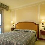 Готель Grand Bristol Стреза