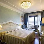 Grand Bristol Готель Стреза