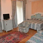 Готель Grand Bristol
