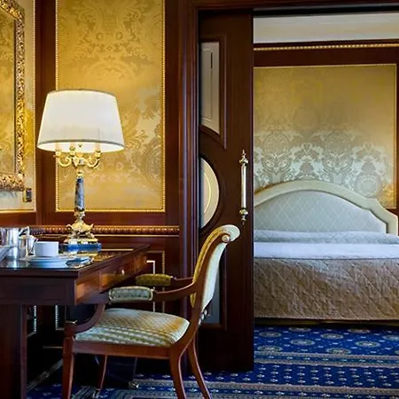 Grand Bristol 호텔 4*