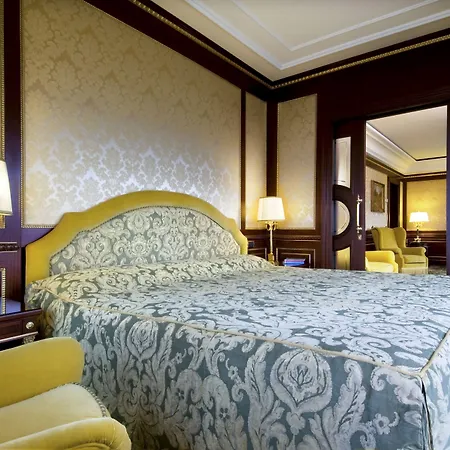 Grand Bristol Ξενοδοχείο 4*