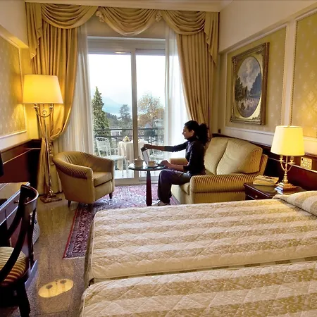 Grand Bristol 4* Στρέσα