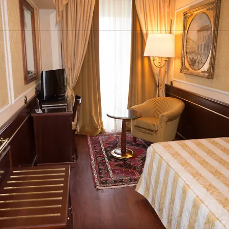 Grand Bristol Hotel 4*