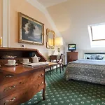 Grand Bristol 4*